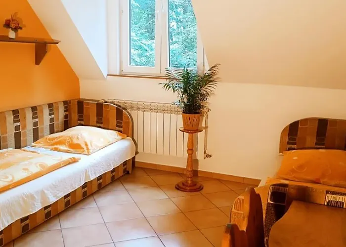 Dworek Mysliwski * Laziska (Silesia)